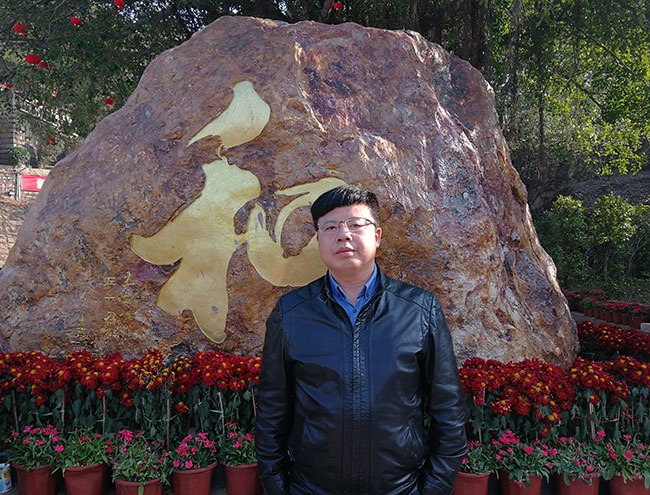 曹菊宏 曹菊宏
